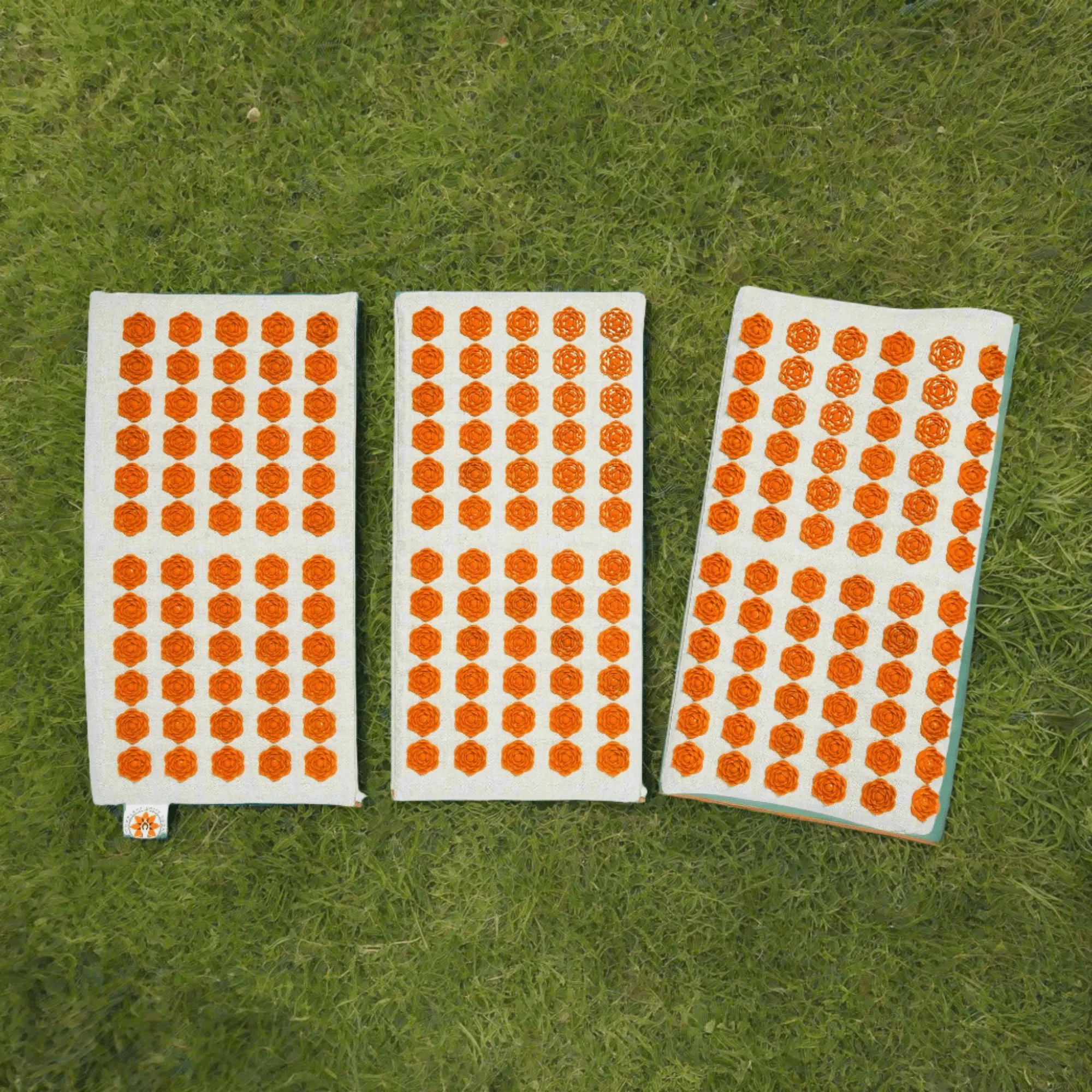 Complete Unity Yoga - Acupressure Mat - RelaxFast™ - Image 4